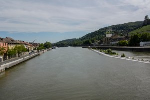 Der Main flussabwärts