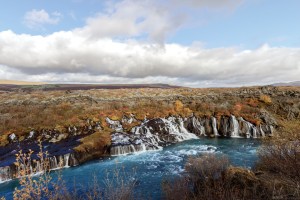 Hraunfossar, die Lavawasserfälle