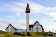 Die neue Kirche von Reykholt, unter der sich das "Sagazentrum" befindet
