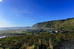 Das Dorf mit einem der schönsten Lavastrände