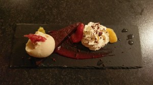 Leckeres Dessert im Mika Restaurant in Reykholt