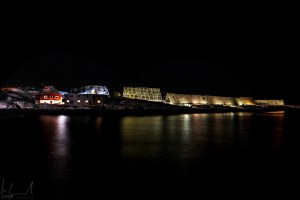 Die Insel Kjeøya vor dem Hafen von Svolvær