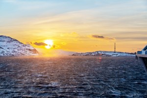 Kurz vor der Hafeneinfahrt in Hammerfest