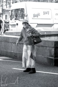 Bettlerin beim Martinsmünster