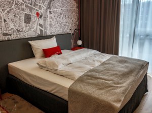 Meine Unterkunft: Das Intercity Hotel direkt am Bahnhof
