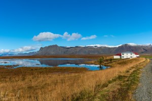 Bei der Staðastaðakirkja